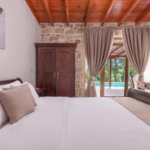 Alia Palace & Greece